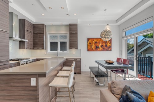 730 11Th Avenue E, Vancouver, BC 