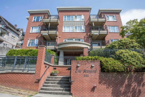 606-221 Eleventh Street  New Westminster, BC V3M 4C8