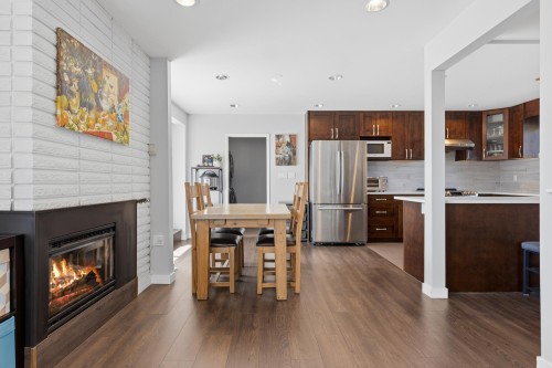 2190 Hillside Avenue, Coquitlam, BC 