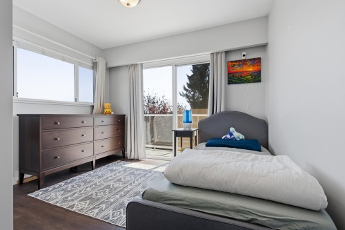 2190 Hillside Avenue, Coquitlam, BC 