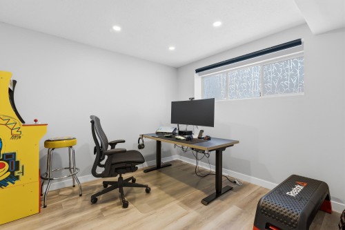 2190 Hillside Avenue, Coquitlam, BC 