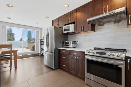 2190 Hillside Avenue, Coquitlam, BC 