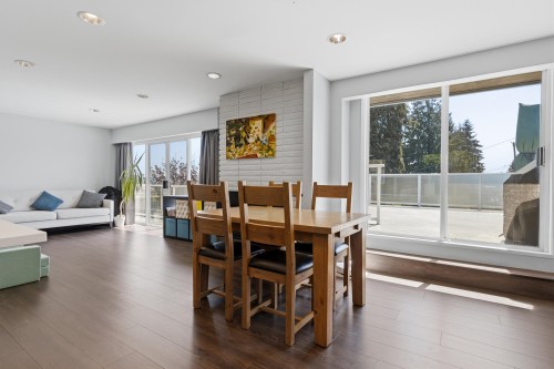 2190 Hillside Avenue, Coquitlam, BC 
