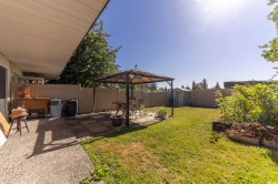 3-11464 Fisher Street Maple Ridge, BC V2X 0H7