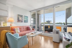 709-718 Main Street  Vancouver, BC V6A 0B1