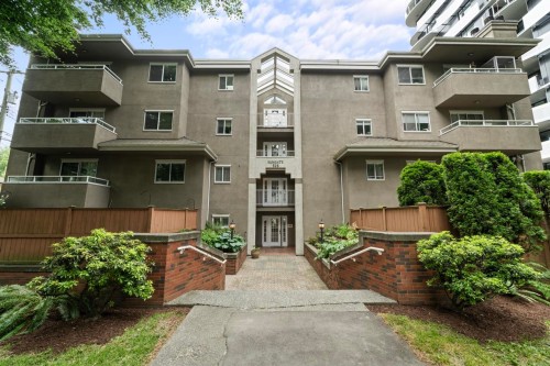 104-526 13th Avenue W Vancouver, BC V5Z 1N7