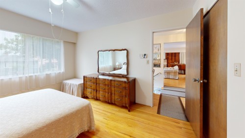 2540 25Th Avenue E, Vancouver, BC 
