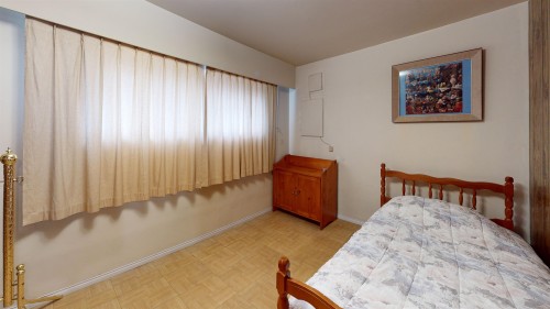 2540 25Th Avenue E, Vancouver, BC 