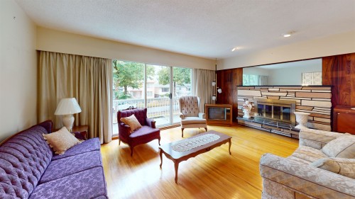 2540 25Th Avenue E, Vancouver, BC 