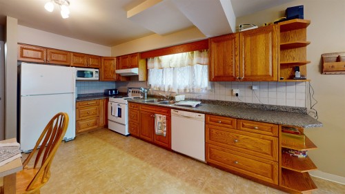 2540 25Th Avenue E, Vancouver, BC 