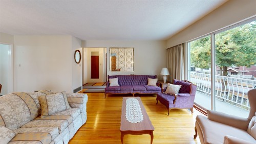2540 25Th Avenue E, Vancouver, BC 