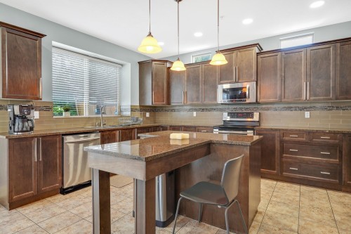 24760 Kimola Drive, Maple Ridge, BC 