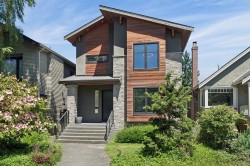 4481 15th Avenue W Vancouver, BC V6R 3B1
