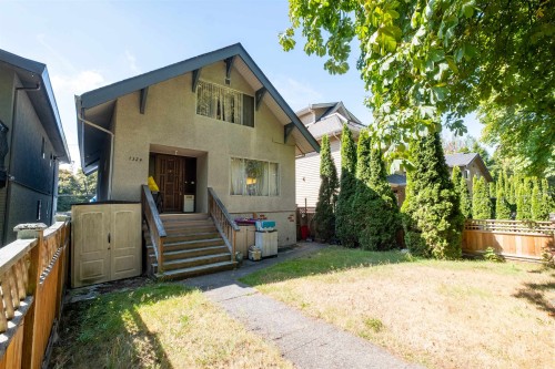 1324 10Th Avenue E, Vancouver, BC 