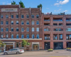 209-546 Beatty Street  Vancouver, BC V6B 2L3