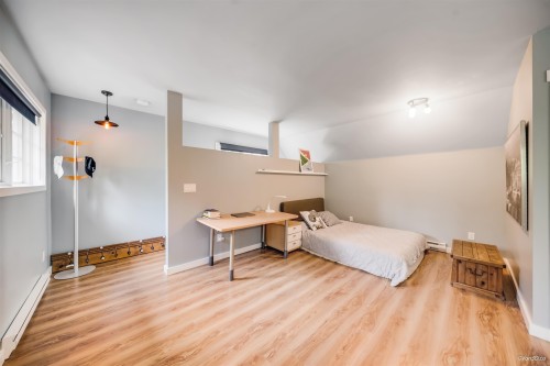 1570 East Road, Anmore, BC 