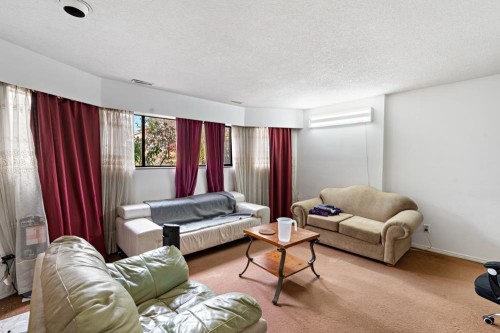 328 49Th Avenue E, Vancouver, BC 