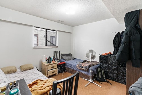 328 49Th Avenue E, Vancouver, BC 