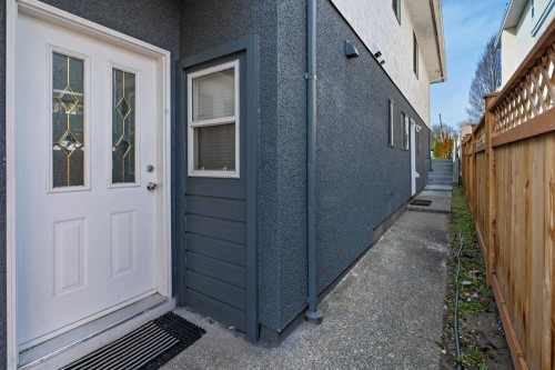 328 49Th Avenue E, Vancouver, BC 