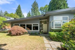 3920 Delbrook Avenue  North Vancouver, BC V7N 3Z8