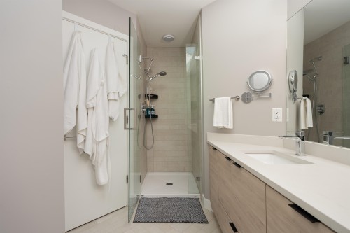 329 Garden Drive, Vancouver, BC 