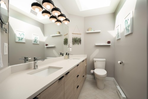 329 Garden Drive, Vancouver, BC 