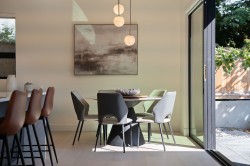 1605 21st Avenue E Vancouver, BC V5N 3V8