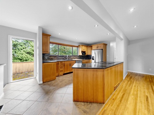 2155 Mohawk Avenue, Coquitlam, BC 