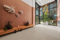 104-8486 Oak Street  Vancouver, BC V6P 4B1