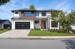5093 2 Avenue Tsawwassen, BC V4M 3P5