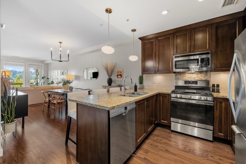 301-5099 Springs Boulevard, Delta, BC 