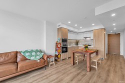 804-8111 Park Road  Richmond, BC V6Y 0M2