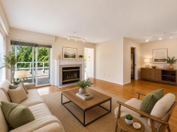 401-7620 Columbia Street  Vancouver, BC V5X 4S8