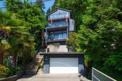 2643 Panorama Drive  North Vancouver, BC V7G 1V7