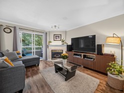 7-828 16th Street W North Vancouver, BC V7P 1R3