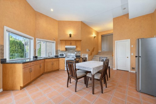 2570 Diamond Crescent, Coquitlam, BC 