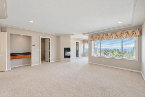2570 Diamond Crescent, Coquitlam, BC 