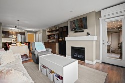 407-700 Klahanie Drive Port Moody, BC V3H 5L3