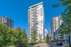 909-305 Morrissey Road  Port Moody, BC V3H 0M3