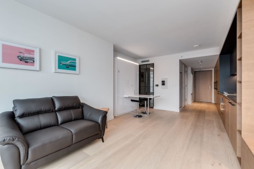 3006-1289 Hornby Street , Vancouver, BC V6Z 0G7 2