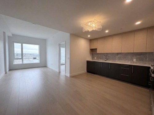 6xx-8888 Osler Street , Vancouver, BC V6P 4G2 3