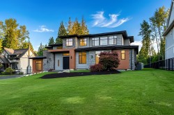 24331 124 Avenue Maple Ridge, BC V4R 1T4