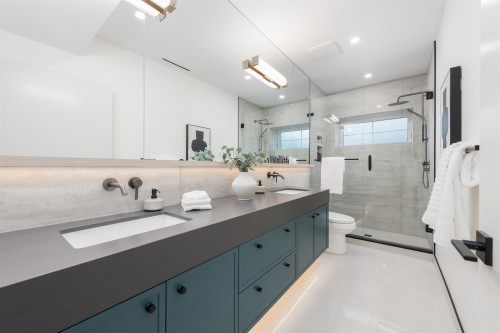 1-375 33Rd Avenue E, Vancouver, BC 