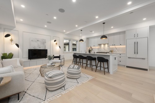 1-375 33Rd Avenue E, Vancouver, BC 