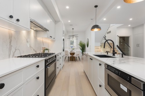 1-375 33Rd Avenue E, Vancouver, BC 