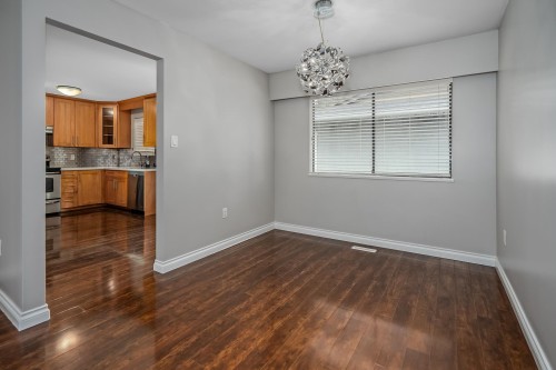 20783 Thorne Avenue, Maple Ridge, BC 