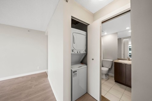 1003-7555 Alderbridge Way, Richmond, BC 