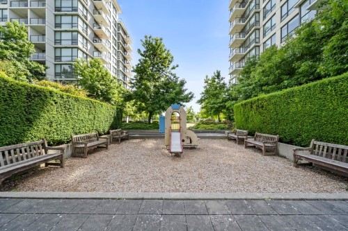 1003-7555 Alderbridge Way, Richmond, BC 