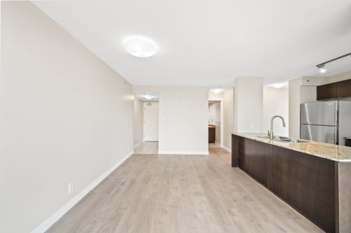 1003-7555 Alderbridge Way, Richmond, BC 