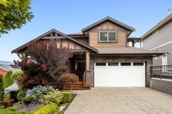 10680 239 Street Maple Ridge, BC V2W 0B3
